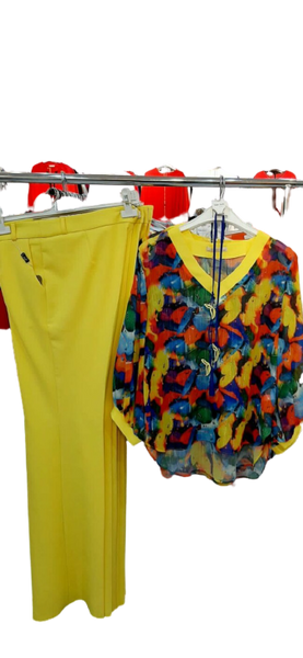 Womens' Pants & Tops